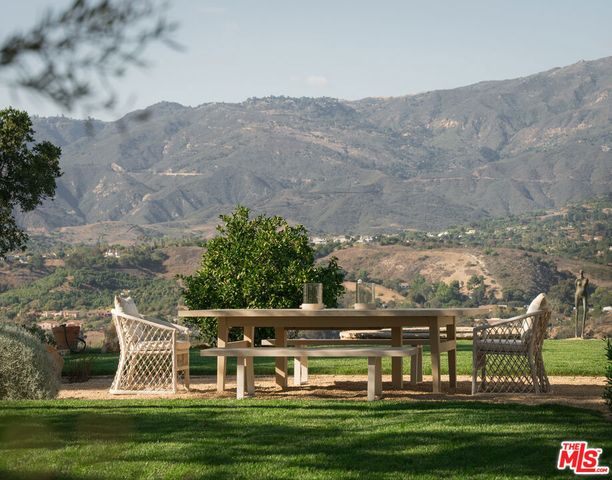 765 Via Airosa, Santa Barbara, CA 93110