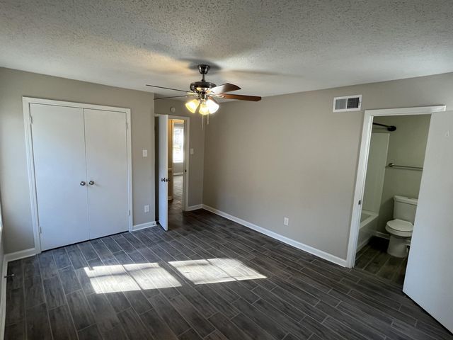 7070 TREE LINE CV, Memphis, TN 38133