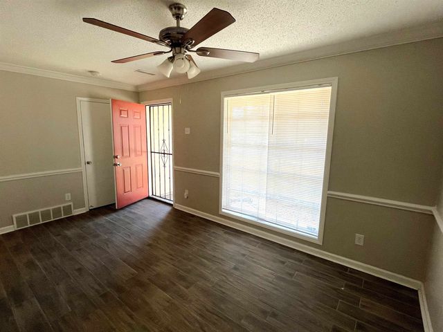 7070 TREE LINE CV, Memphis, TN 38133