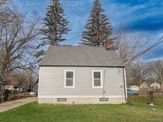 20030 Salem Street, Detroit, MI 48219