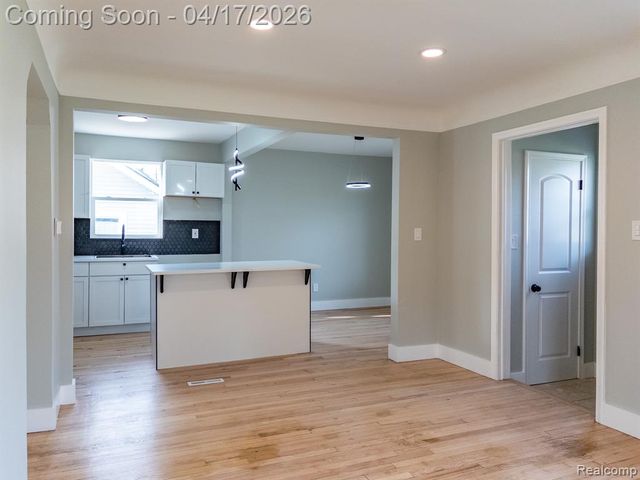 20030 Salem Street, Detroit, MI 48219