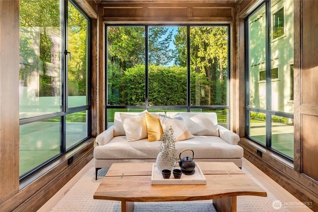 2837 Evergreen Point Road, Medina, WA 98039