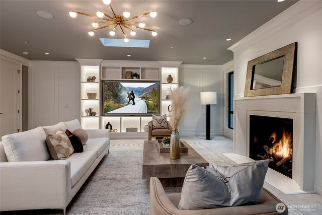 2837 Evergreen Point Road, Medina, WA 98039