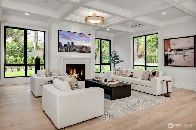 2837 Evergreen Point Road, Medina, WA 98039