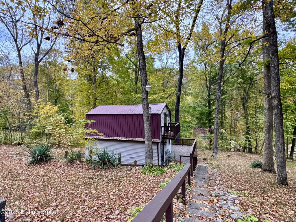 1074 Lake Of The Woods Loop, Hardinsburg, KY 40143