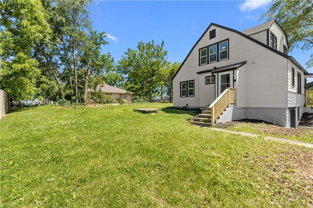 4848 Oakland Avenue, Kansas City, KS 66102