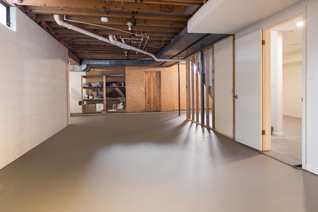 1551 N Macksey Road, Suttons Bay, MI 49682