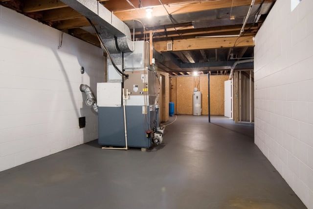 1551 N Macksey Road, Suttons Bay, MI 49682