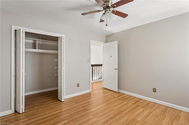 514 York Warwick DR, Yorktown, VA 23692