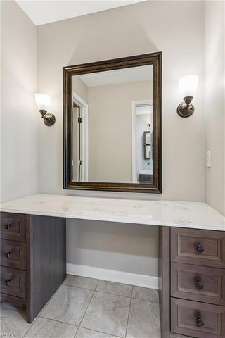 514 York Warwick DR, Yorktown, VA 23692