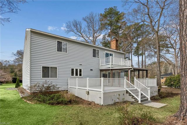 514 York Warwick DR, Yorktown, VA 23692