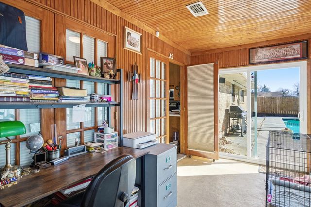 345 Washington Street, Van, TX 75790