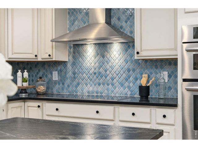 1204 Parkwood Dr, Fort Collins, CO 80525