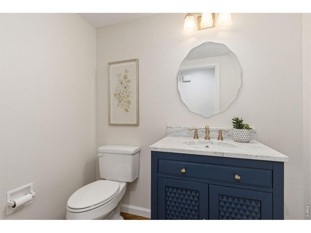 1204 Parkwood Dr, Fort Collins, CO 80525