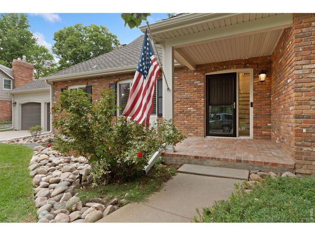 1204 Parkwood Dr, Fort Collins, CO 80525