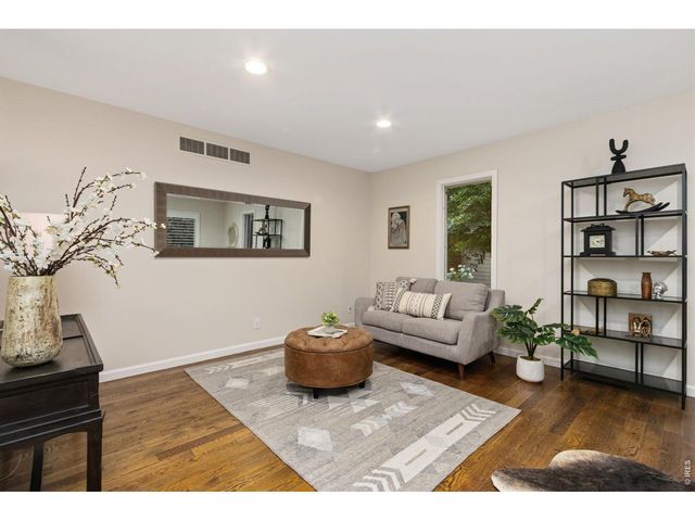 1204 Parkwood Dr, Fort Collins, CO 80525
