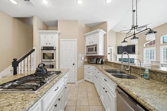 5811 Desert Oak Way, Spring, TX 77379