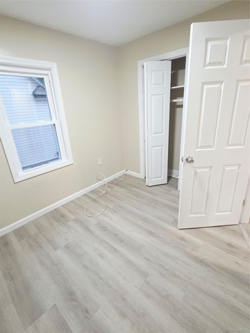 15 Lawson Street, Hempstead, NY 11550