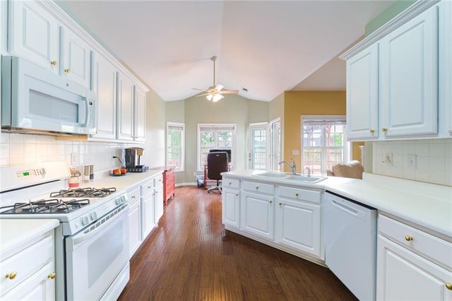 193 April Ridge Lane, Lawrenceville, GA 30045