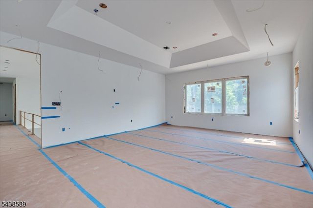 54 Nevsky St, Edison Twp., NJ 08820