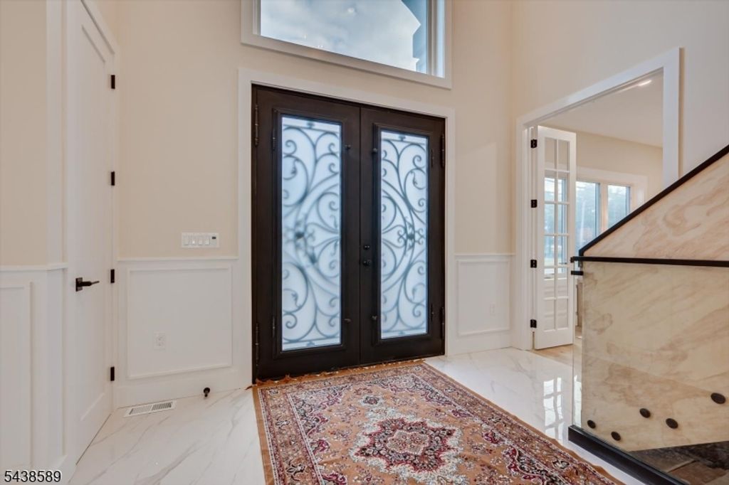 54 Nevsky St, Edison Twp., NJ 08820 — photo 4