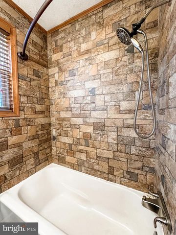 12812 NEW ROW RD NW, Mount Savage, MD 21545