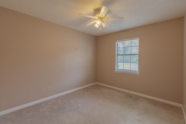 7205 Flagstone Drive, Ooltewah, TN 37363