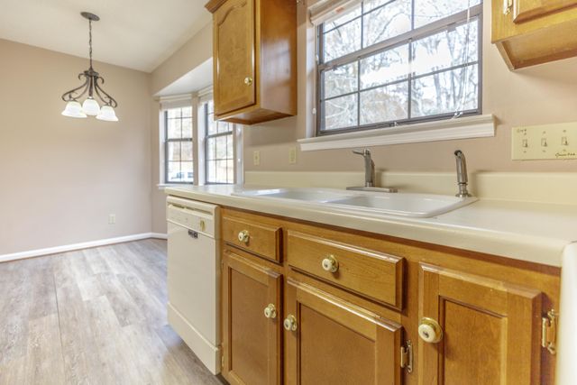 7205 Flagstone Drive, Ooltewah, TN 37363