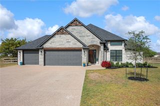 10379 Bourbon Lane, Bryan, TX 77808