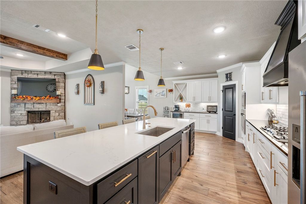 10379 Bourbon Lane, Bryan, TX 77808 — photo 5