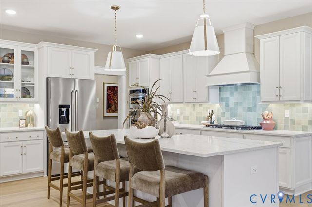 18301 Harvest View Ct, Moseley, VA 23120