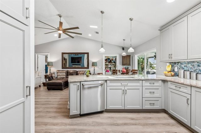 403 FLAMINGO DRIVE, Apollo Beach, FL 33572