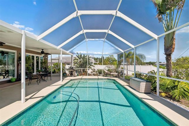 403 FLAMINGO DRIVE, Apollo Beach, FL 33572