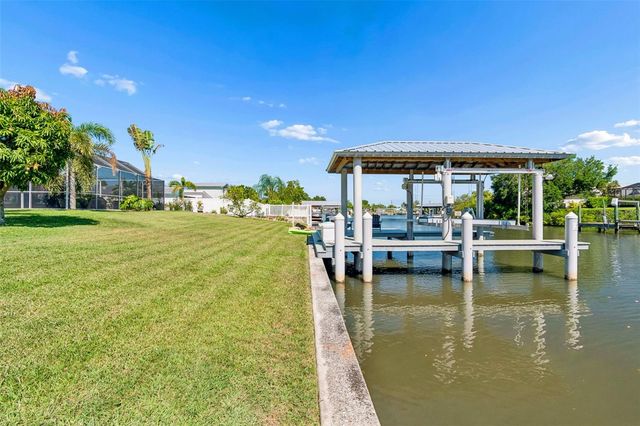 403 FLAMINGO DRIVE, Apollo Beach, FL 33572