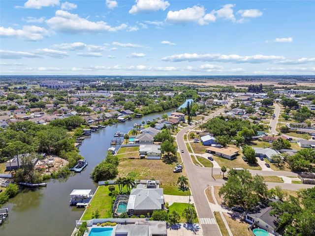 403 FLAMINGO DRIVE, Apollo Beach, FL 33572