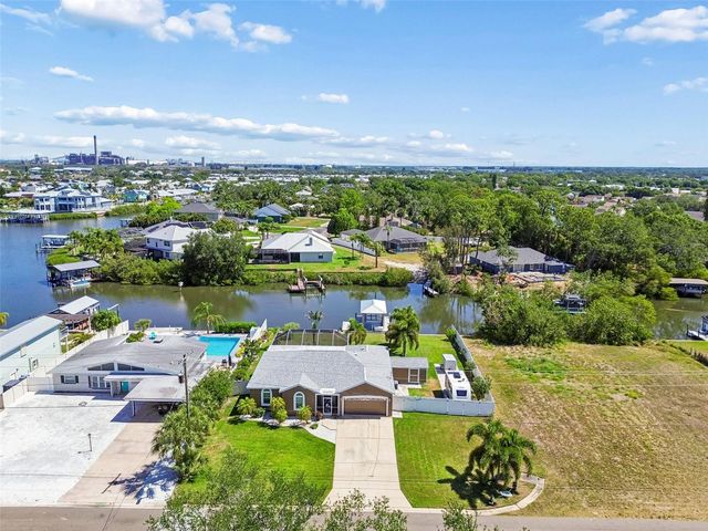 403 FLAMINGO DRIVE, Apollo Beach, FL 33572