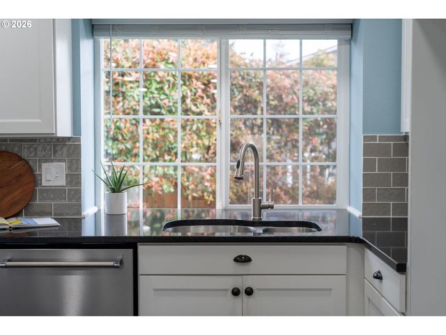 14598 Sw 83RD Ct, Portland, OR 97224