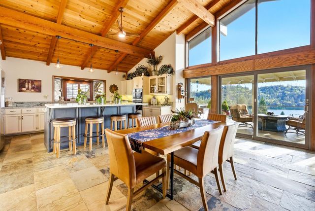 13760 Sun Forest Dr, Penn Valley, CA 95946