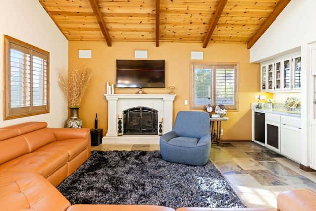 13760 Sun Forest Dr, Penn Valley, CA 95946