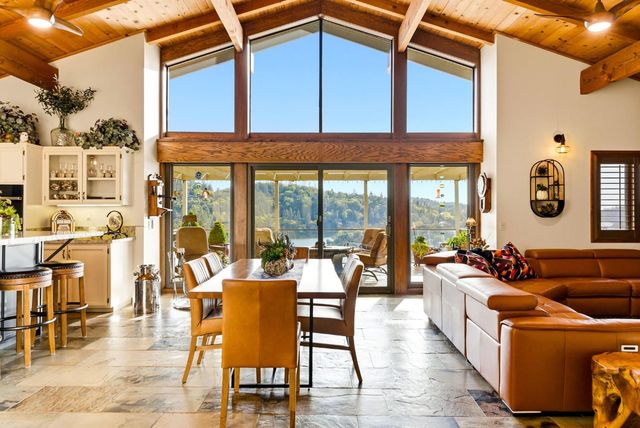 13760 Sun Forest Dr, Penn Valley, CA 95946