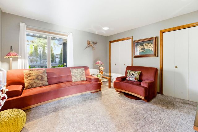 13760 Sun Forest Dr, Penn Valley, CA 95946