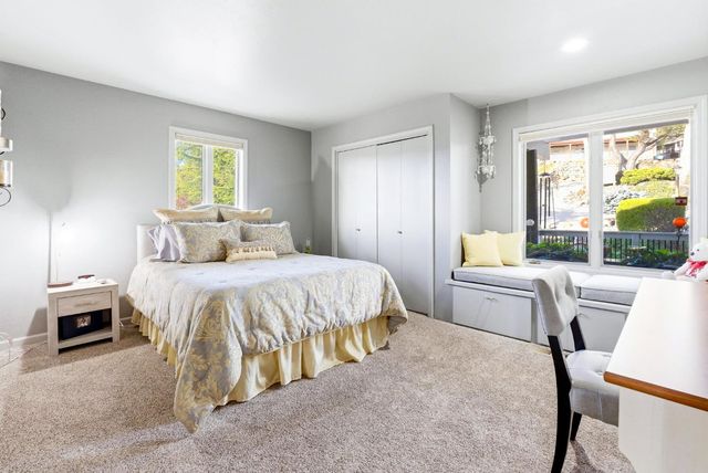 13760 Sun Forest Dr, Penn Valley, CA 95946