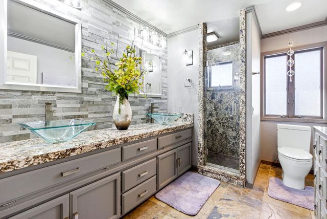 13760 Sun Forest Dr, Penn Valley, CA 95946