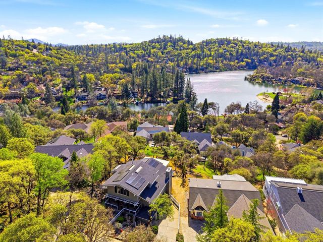 13760 Sun Forest Dr, Penn Valley, CA 95946