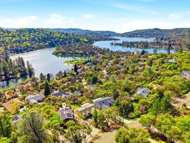 13760 Sun Forest Dr, Penn Valley, CA 95946