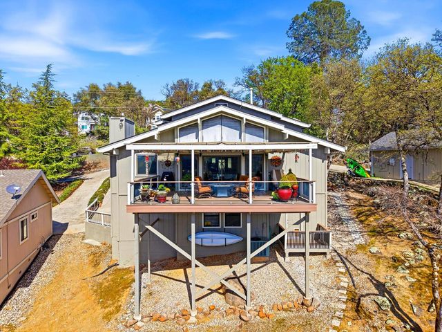 13760 Sun Forest Dr, Penn Valley, CA 95946