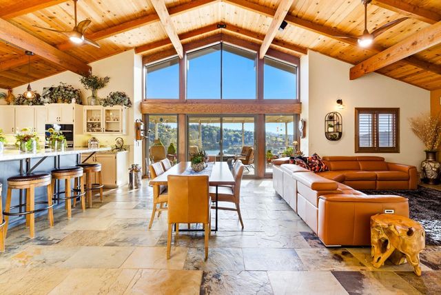 13760 Sun Forest Dr, Penn Valley, CA 95946