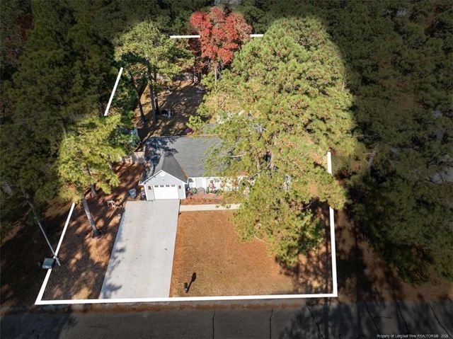 196 Independence Drive, Raeford, NC 28376