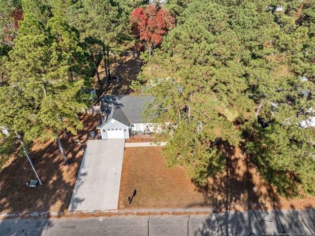 196 Independence Drive, Raeford, NC 28376