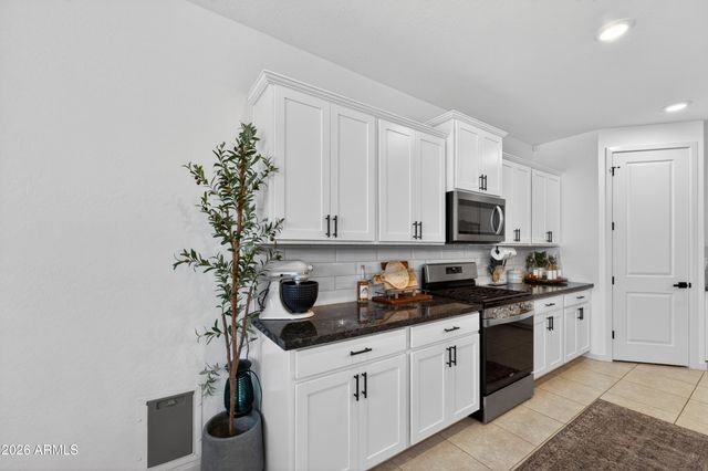 36810 N Camarillo Drive, San Tan Valley, AZ 85140